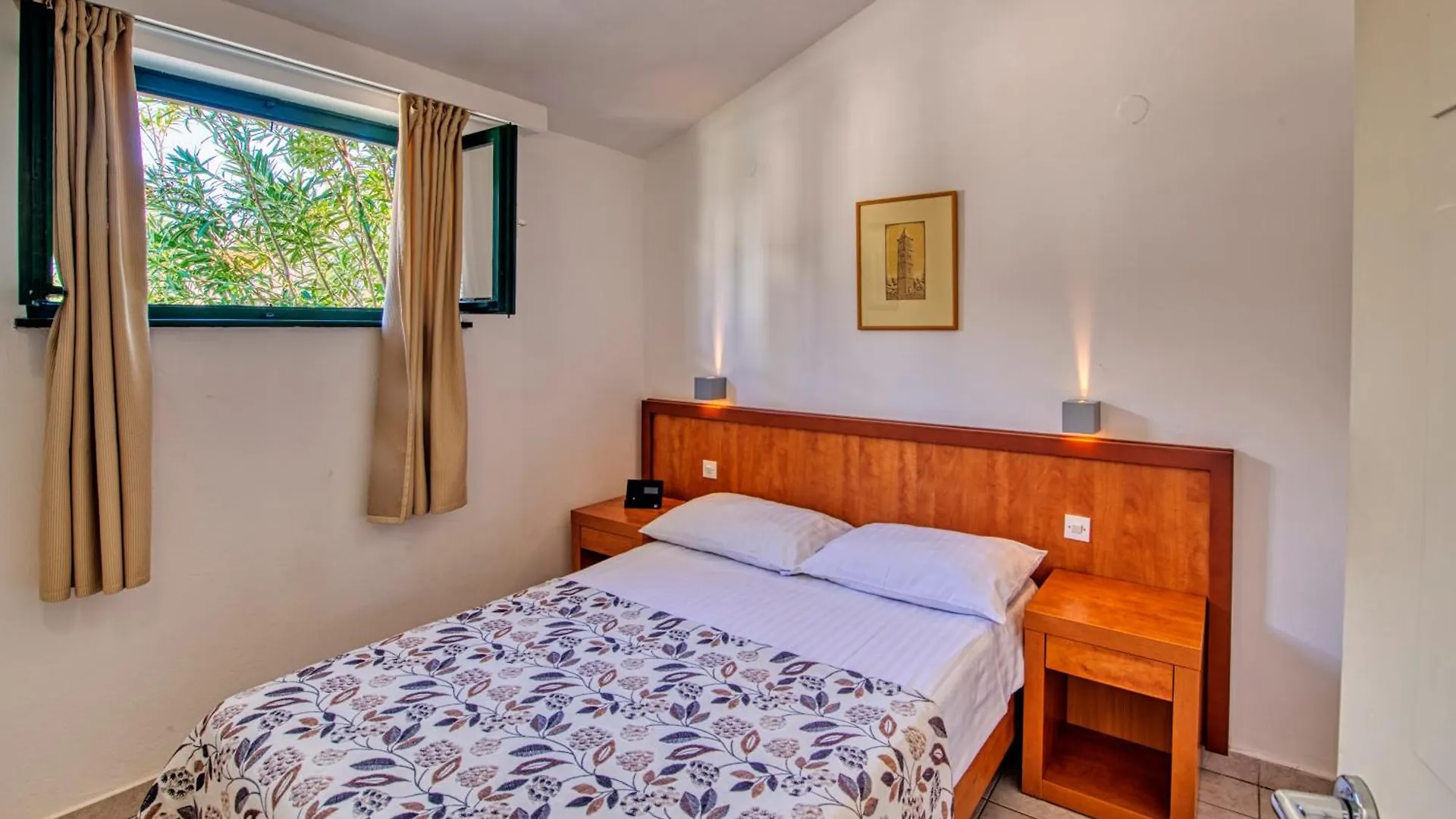 Zaton Holiday Resort Nin 4*,