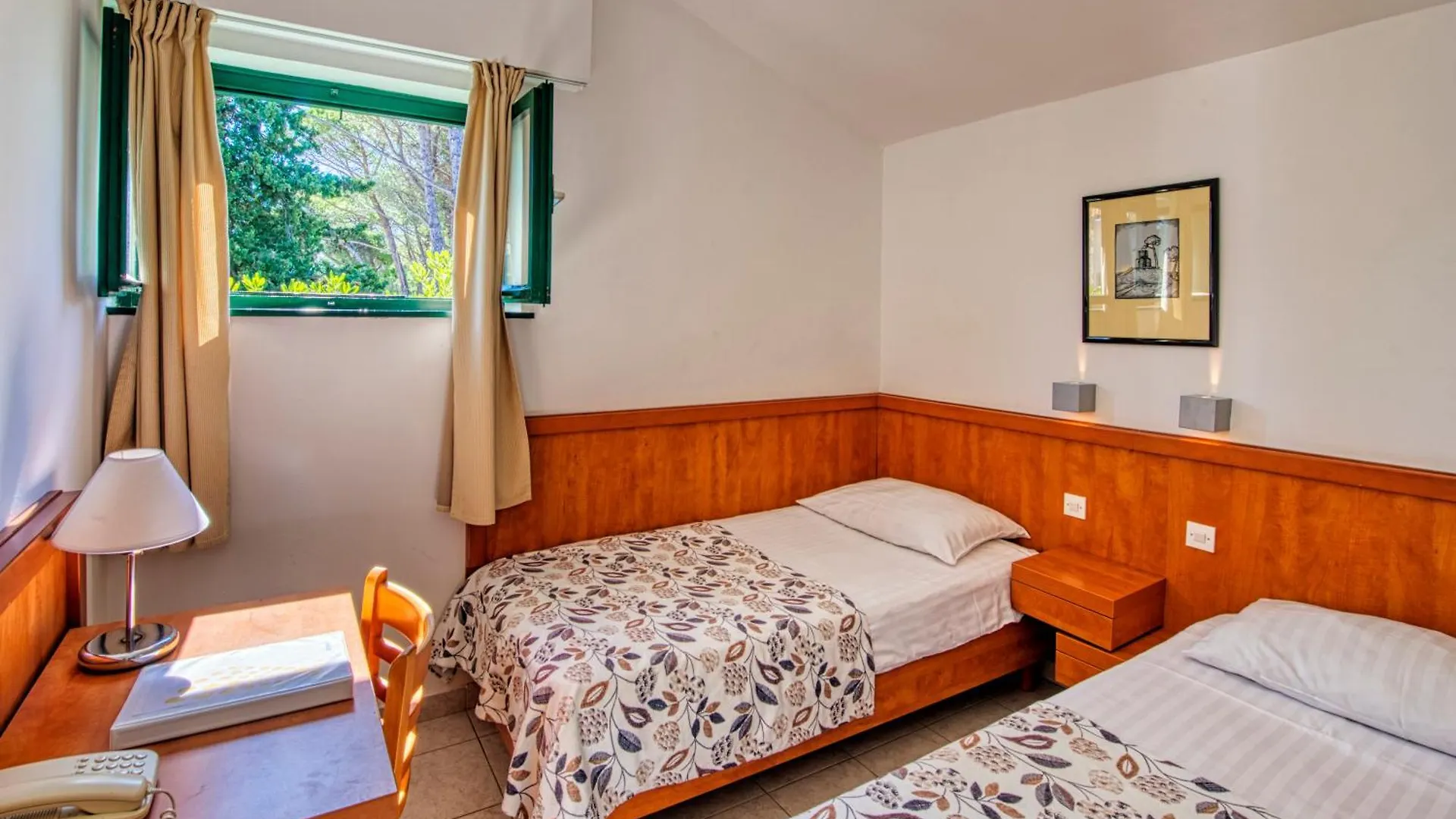 Zaton Holiday Resort Nin