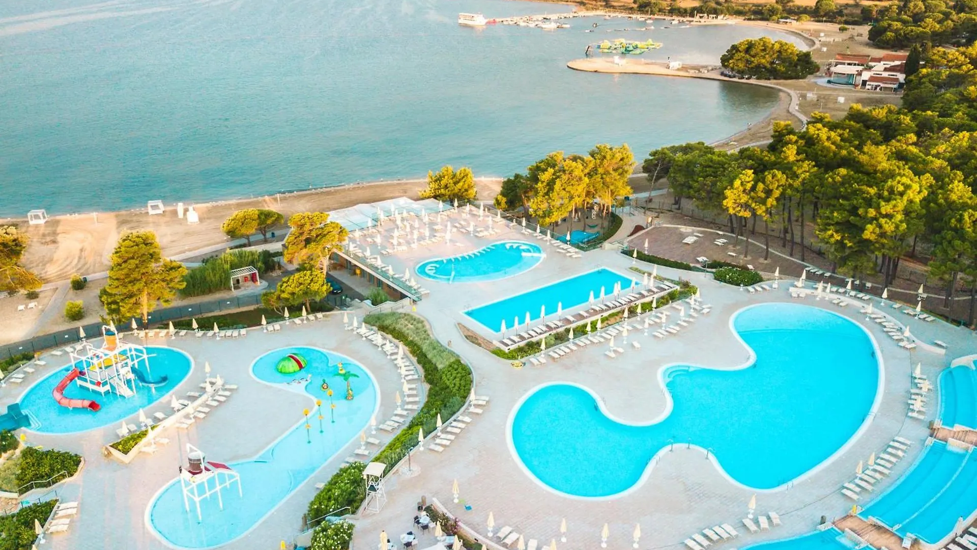 Zaton Holiday Resort Nin