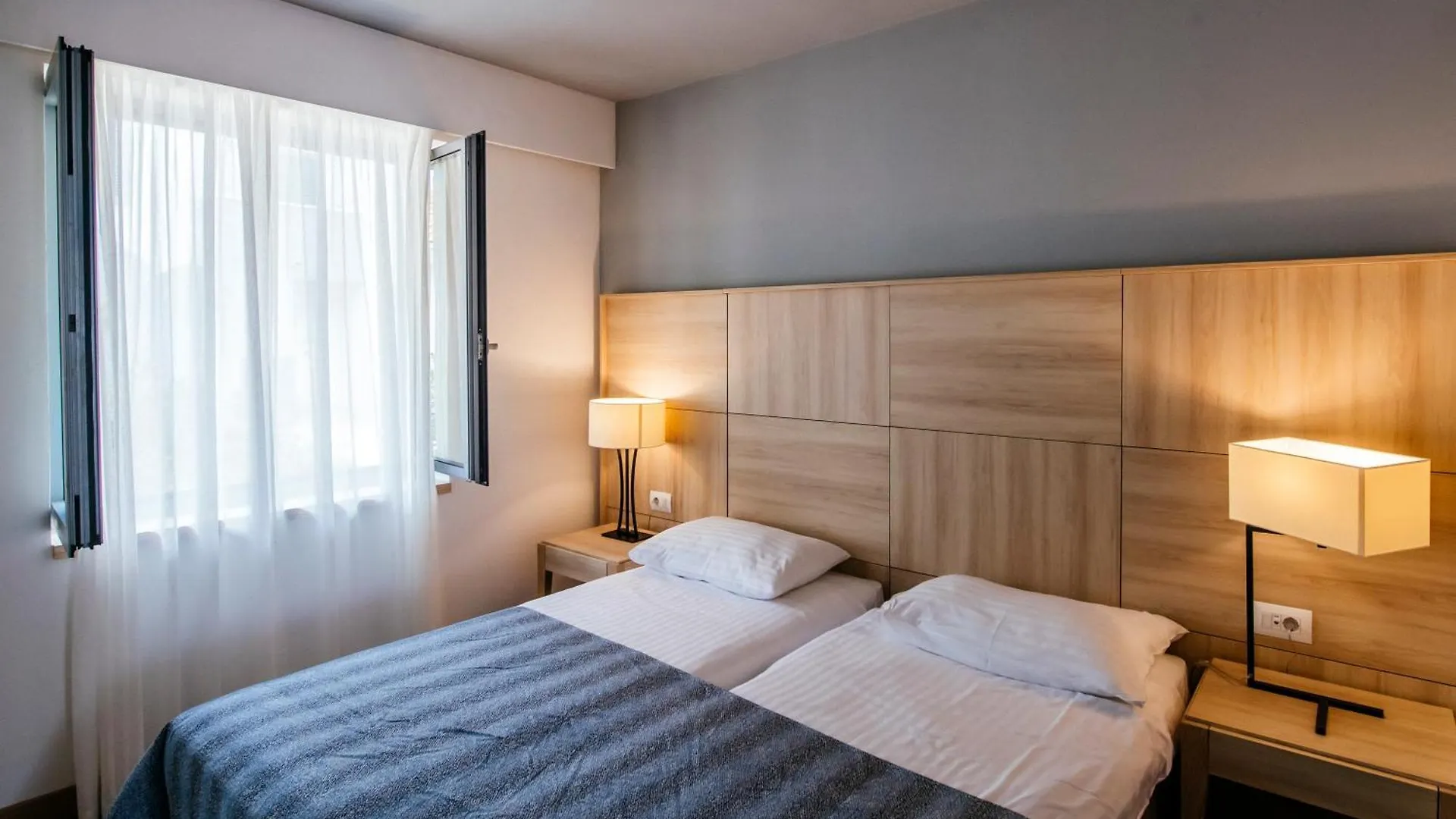 Zaton Holiday Resort Nin