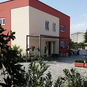A-mol Apartment