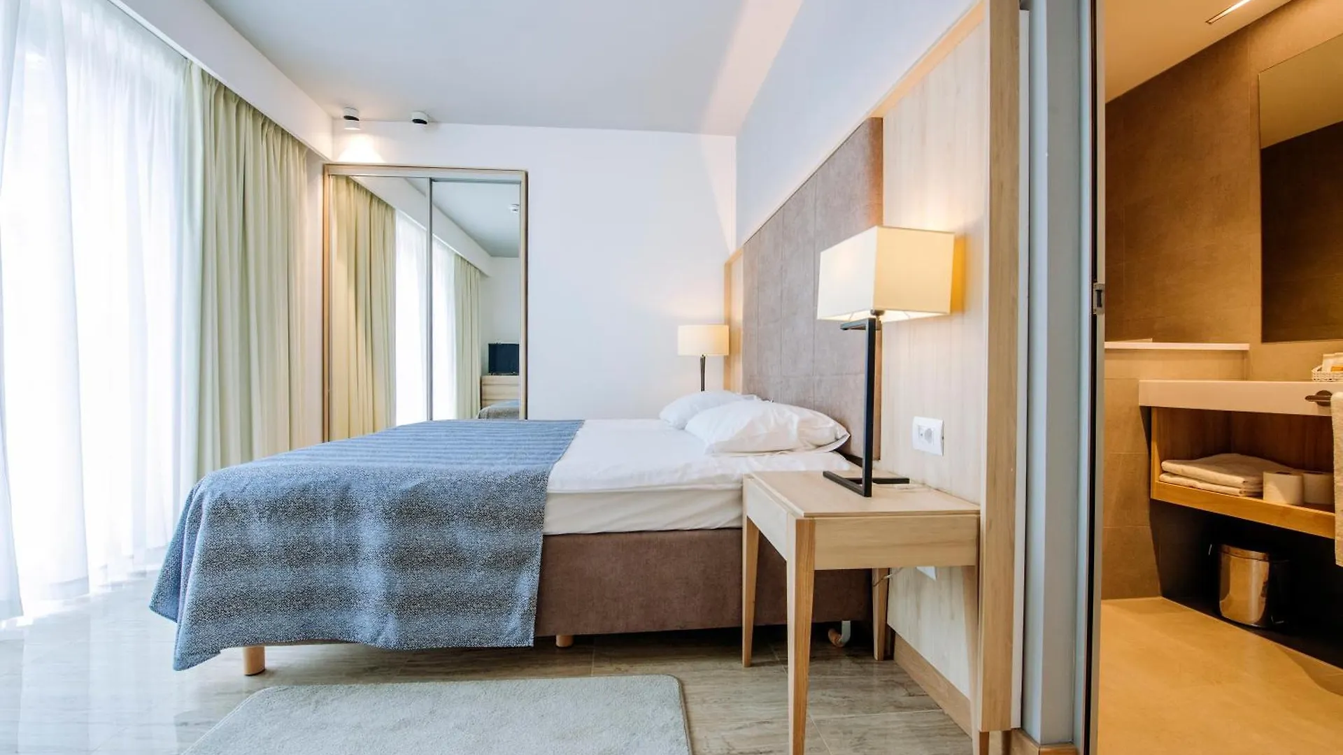 Zaton Holiday Resort Nin